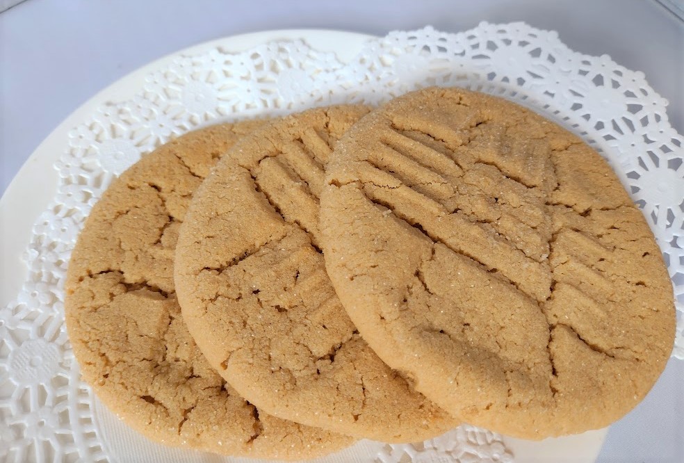 Peanut Butter Cookies - Wisconsin Cookies